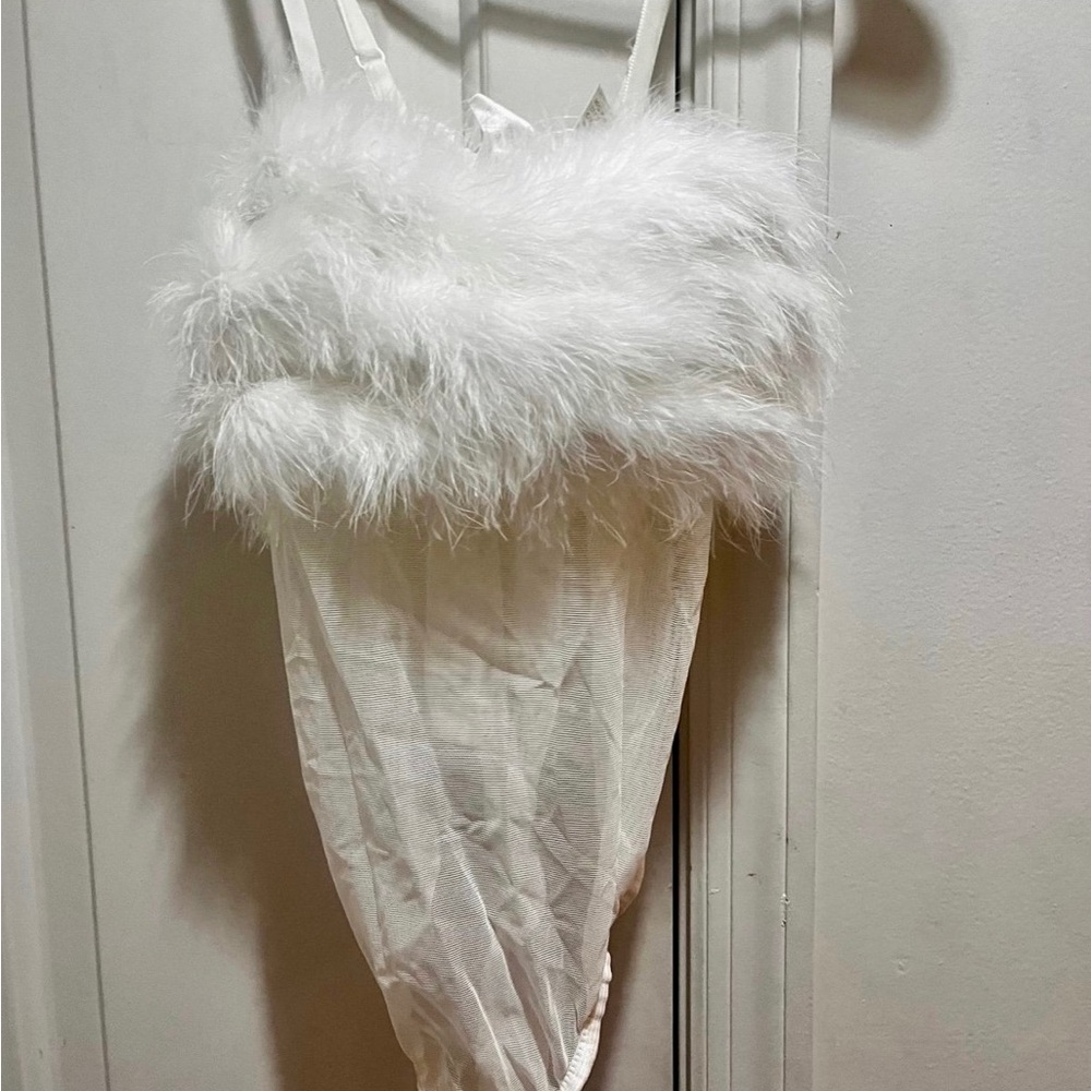 NWT Victoria's Secret Vintage Sexy White Mesh Bodysuit with Faux Feather Trim - Picture 5 of 15